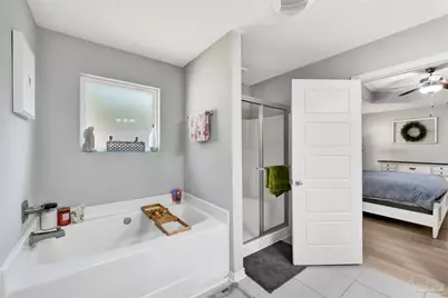 4304 Village Oak Ln, Pace, FL 32571 - Photo 15