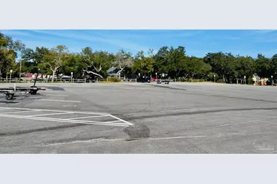 5904 N Bay Point Dr, Pensacola, FL 32507 - Photo 31