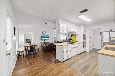 7072 Lake Joanne Dr, Pensacola, FL 32506 - Photo 11