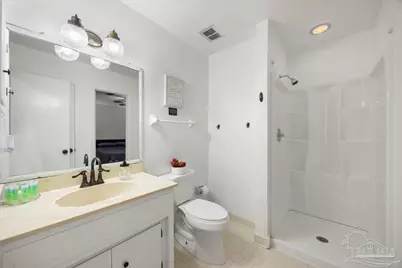 7072 Lake Joanne Dr, Pensacola, FL 32506 - Photo 19