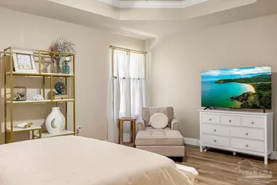 6096 Winchester Cir, Milton, FL 32570 - Photo 13