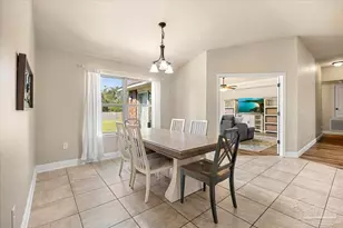 6096 Winchester Cir, Milton, FL 32570 - Photo 7