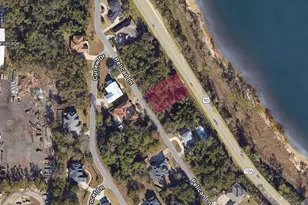 3060 Pelican Ln, Pensacola, FL 32514 - Photo 1