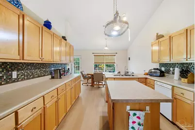 6711 Desoto St, Navarre, FL 32566 - Photo 13