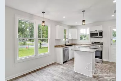 1220 N Kirk St, Pensacola, FL 32505 - Photo 5