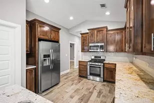 1121 E Maxwell St, Pensacola, FL 32503 - Photo 19