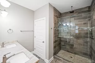 1121 E Maxwell St, Pensacola, FL 32503 - Photo 27