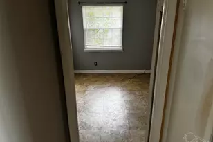 1460 Bakalane Ct, Pensacola, FL 32504 - Photo 15