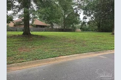 340 Swiftcreek Dr, Cantonment, FL 32533 - Photo 3