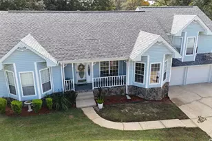 3249 Windmill Cir, Cantonment, FL 32533 - Photo 1