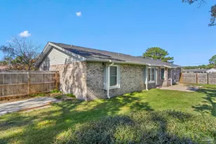 686 Seapine Cir, Pensacola, FL 32506 - Photo 33