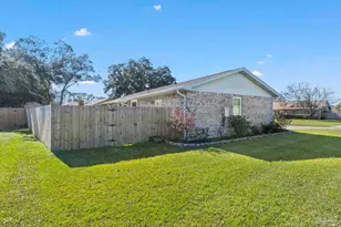 686 Seapine Cir, Pensacola, FL 32506 - Photo 35