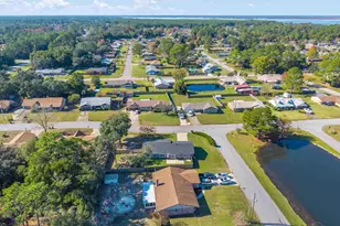 686 Seapine Cir, Pensacola, FL 32506 - Photo 47