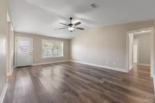 686 Seapine Cir, Pensacola, FL 32506 - Photo 15