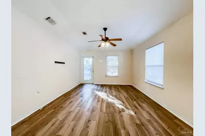 5853 Bilek Dr, Pensacola, FL 32526 - Photo 3