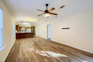 5853 Bilek Dr, Pensacola, FL 32526 - Photo 5