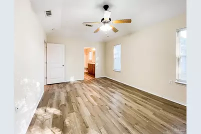5853 Bilek Dr, Pensacola, FL 32526 - Photo 11