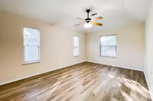 5853 Bilek Dr, Pensacola, FL 32526 - Photo 9