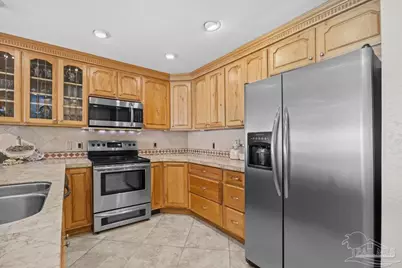 1810 Sea Pines Ln, Navarre, FL 32566 - Photo 11