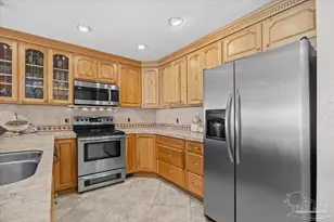 1810 Sea Pines Ln, Navarre, FL 32566 - Photo 11