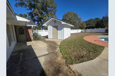 6001 W Hwy 4, Century, FL 32535 - Photo 13