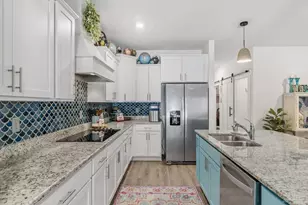 1469 Ballyhoo Dr, Gulf Breeze, FL 32563 - Photo 17