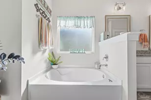 1469 Ballyhoo Dr, Gulf Breeze, FL 32563 - Photo 43