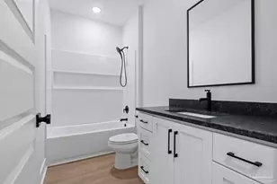 724 N Coyle St, Pensacola, FL 32501 - Photo 9