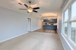 3079 Flintlock Dr, Pensacola, FL 32526 - Photo 3