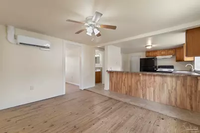 1910 W Lloyd St, Pensacola, FL 32501 - Photo 7