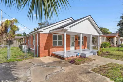 1910 W Lloyd St, Pensacola, FL 32501 - Photo 1
