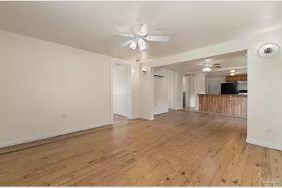 1910 W Lloyd St, Pensacola, FL 32501 - Photo 5