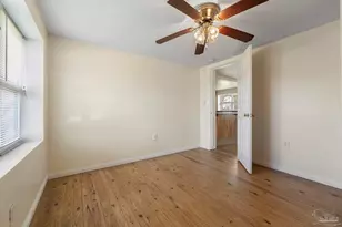 1910 W Lloyd St, Pensacola, FL 32501 - Photo 17