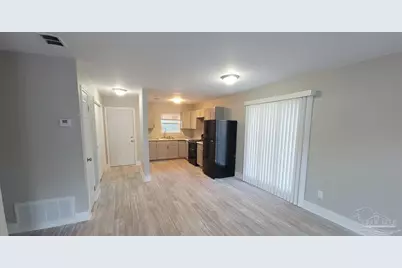 1445 Bakalane Ct #B, Pensacola, FL 32504 - Photo 5