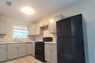 1445 Bakalane Ct, Pensacola, FL 32504 - Photo 1