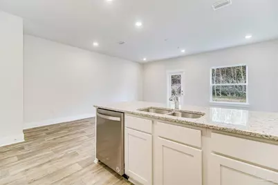 1512 Farragut Way, Pensacola, FL 32534 - Photo 11