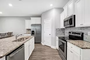 3736 Hawks Landing Cir, Pace, FL 32571 - Photo 9