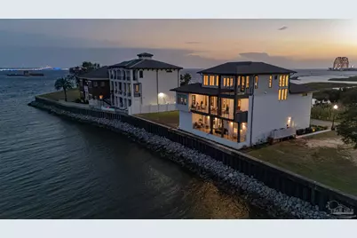 8 Wharf Ave, Pensacola, FL 32502 - Photo 5