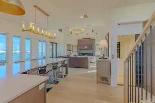 8 Wharf Ave, Pensacola, FL 32502 - Photo 17