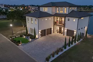 8 Wharf Ave, Pensacola, FL 32502 - Photo 3