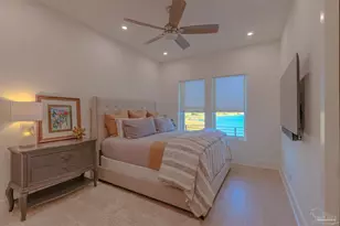 8 Wharf Ave, Pensacola, FL 32502 - Photo 9