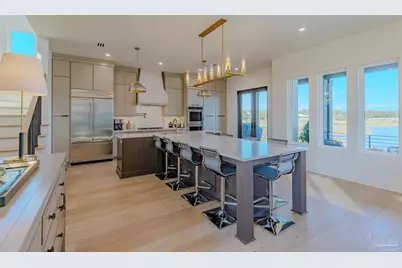 8 Wharf Ave, Pensacola, FL 32502 - Photo 15