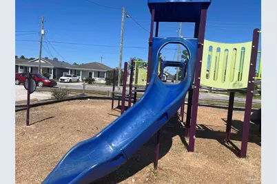 8838 Mary Fleming Dr, Pensacola, FL 32507 - Photo 17