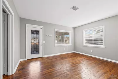 1811 E Cross St, Pensacola, FL 32503 - Photo 3