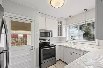 1811 E Cross St, Pensacola, FL 32503 - Photo 9