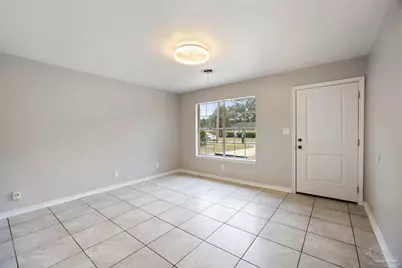 4664 Geneva Dr, Pensacola, FL 32526 - Photo 3