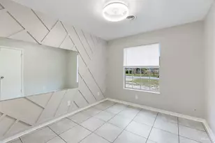 4664 Geneva Dr, Pensacola, FL 32526 - Photo 7