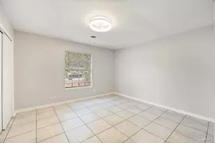 4664 Geneva Dr, Pensacola, FL 32526 - Photo 19