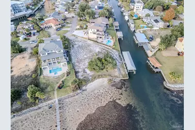 1098 Seabreeze Ln, Gulf Breeze, FL 32563 - Photo 21