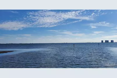 1098 Seabreeze Ln, Gulf Breeze, FL 32563 - Photo 37